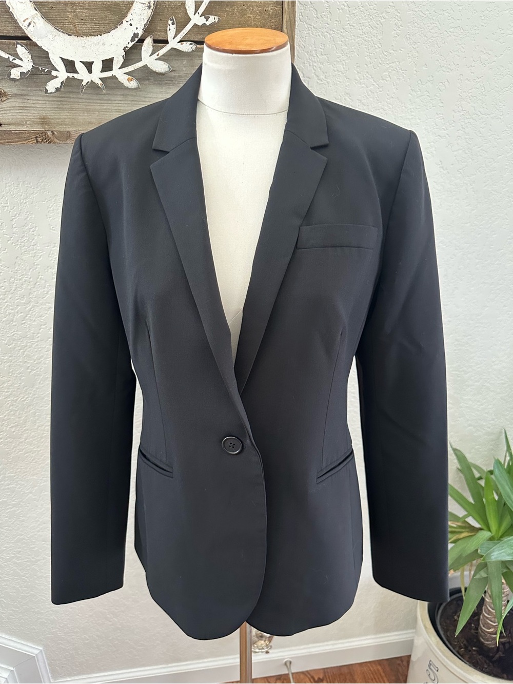 J. Crew Italian Wool Classic Women's Black Single-Button Blazer size 12